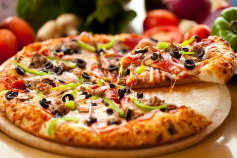 Pizza 4 fromages ou 4 saisons